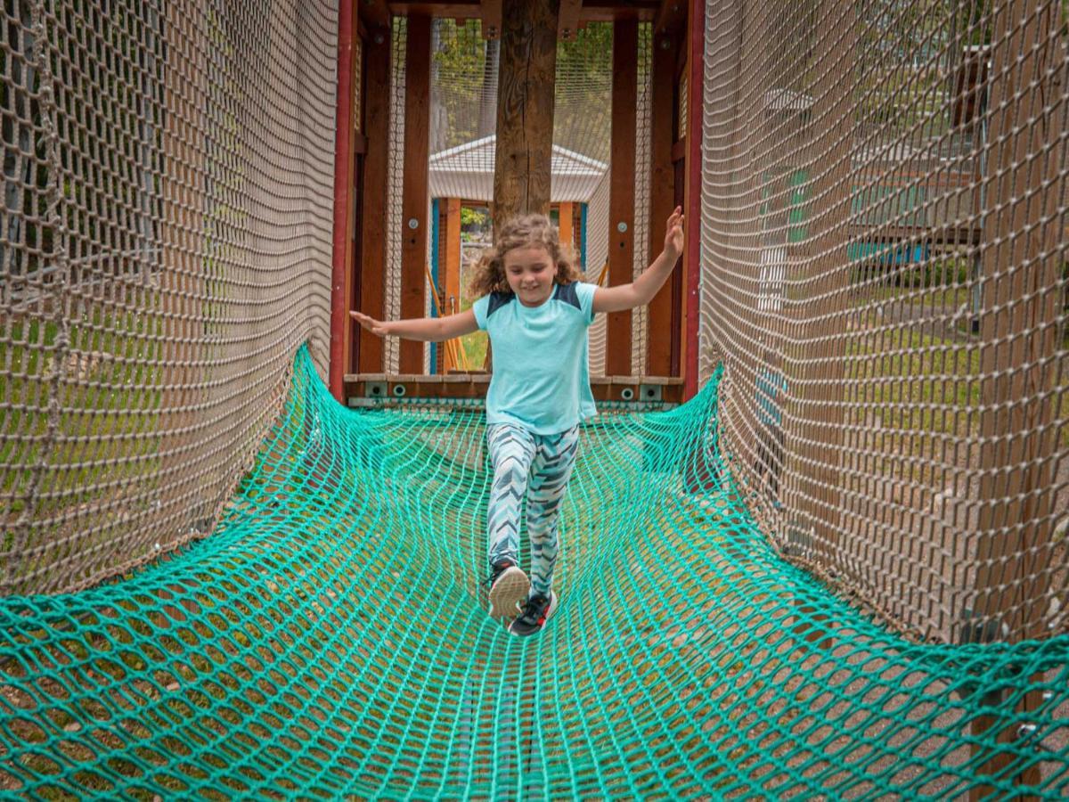 Treehous Sneznik S Wellness Hotell Dolní Morava Exteriör bild