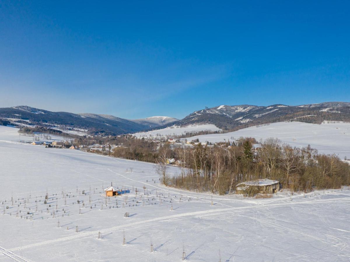 Treehous Sneznik S Wellness Hotell Dolní Morava Exteriör bild
